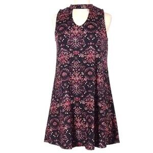 Burgundy keyhole swing dress size medium